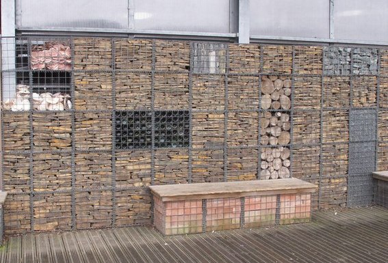 small recycled gabion bricks